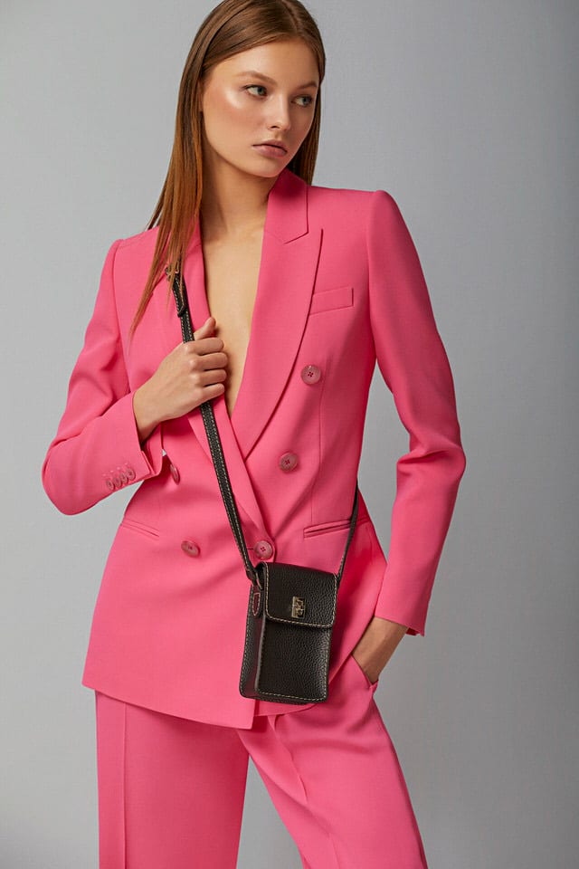 What to Wear for a Photoshoot: A Photographer's Honest Guide