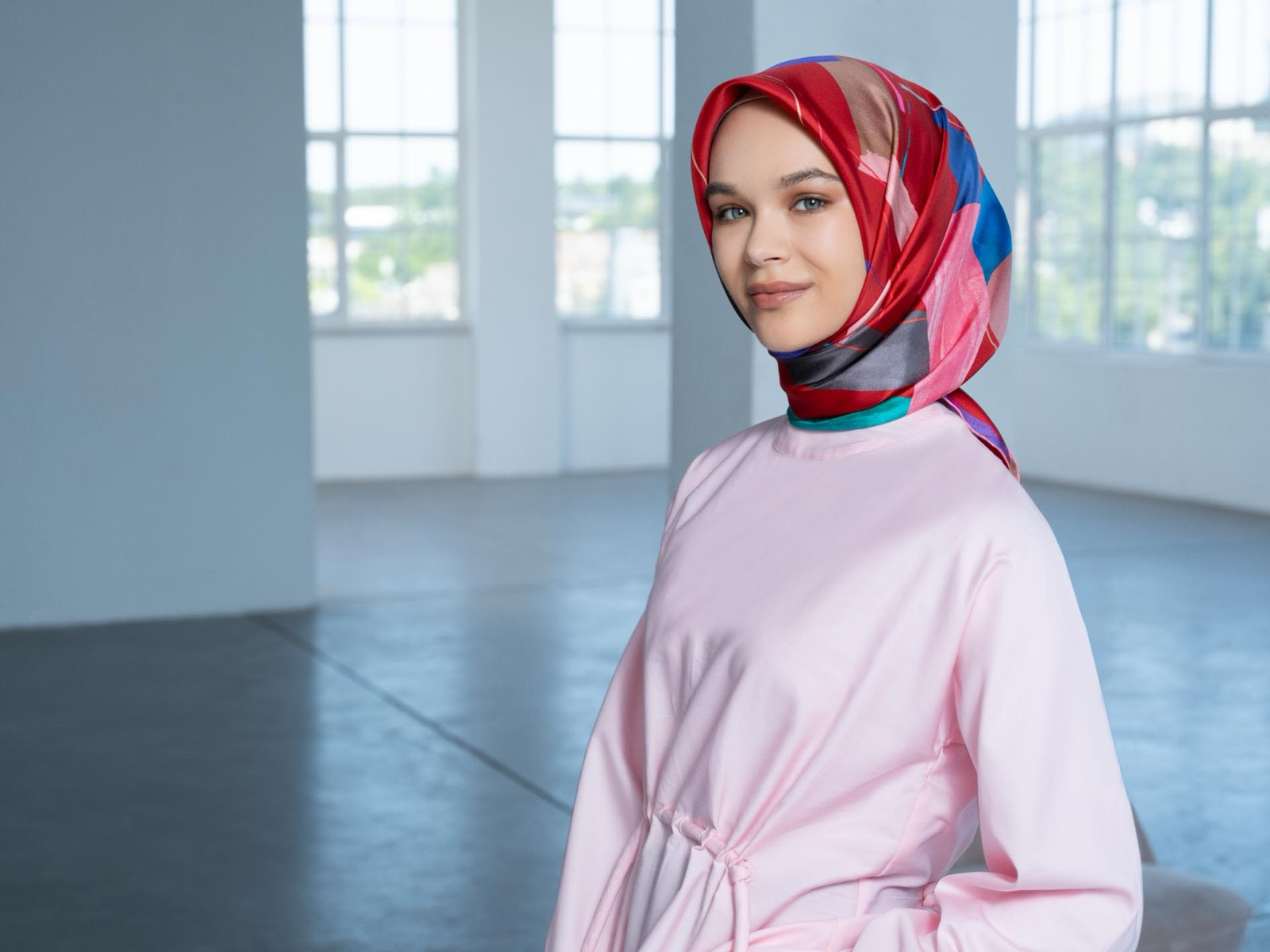 Armine Eşarp Sonbahar-Kış 2024 — Sefa Yamak commercial & fashion photographer