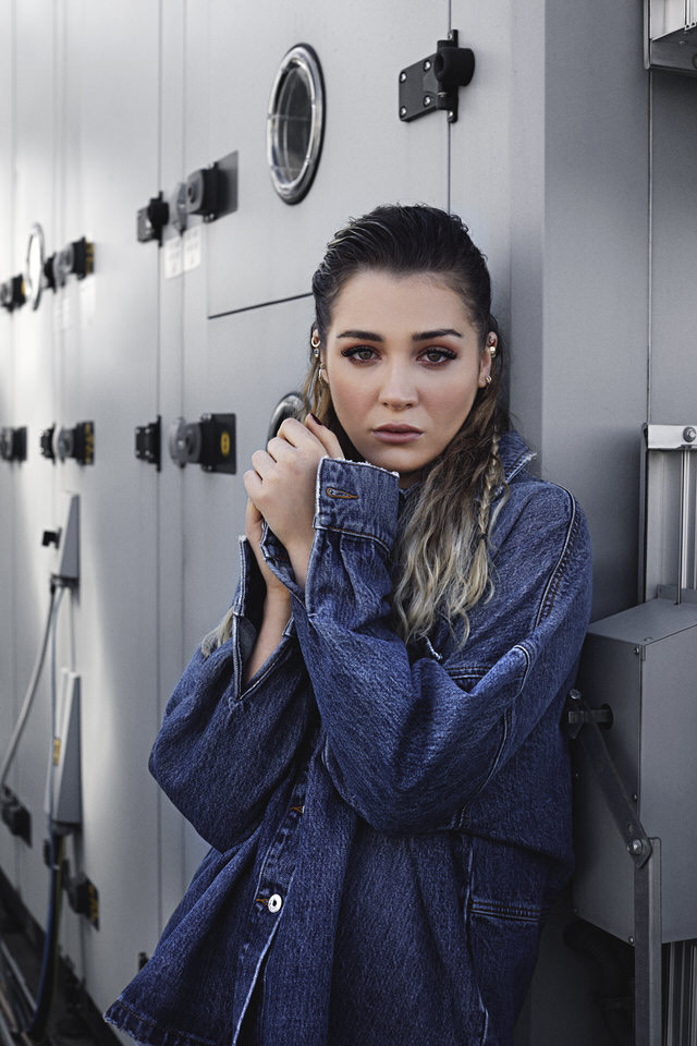 Deniz Işın — Sefa Yamak commercial & fashion photographer