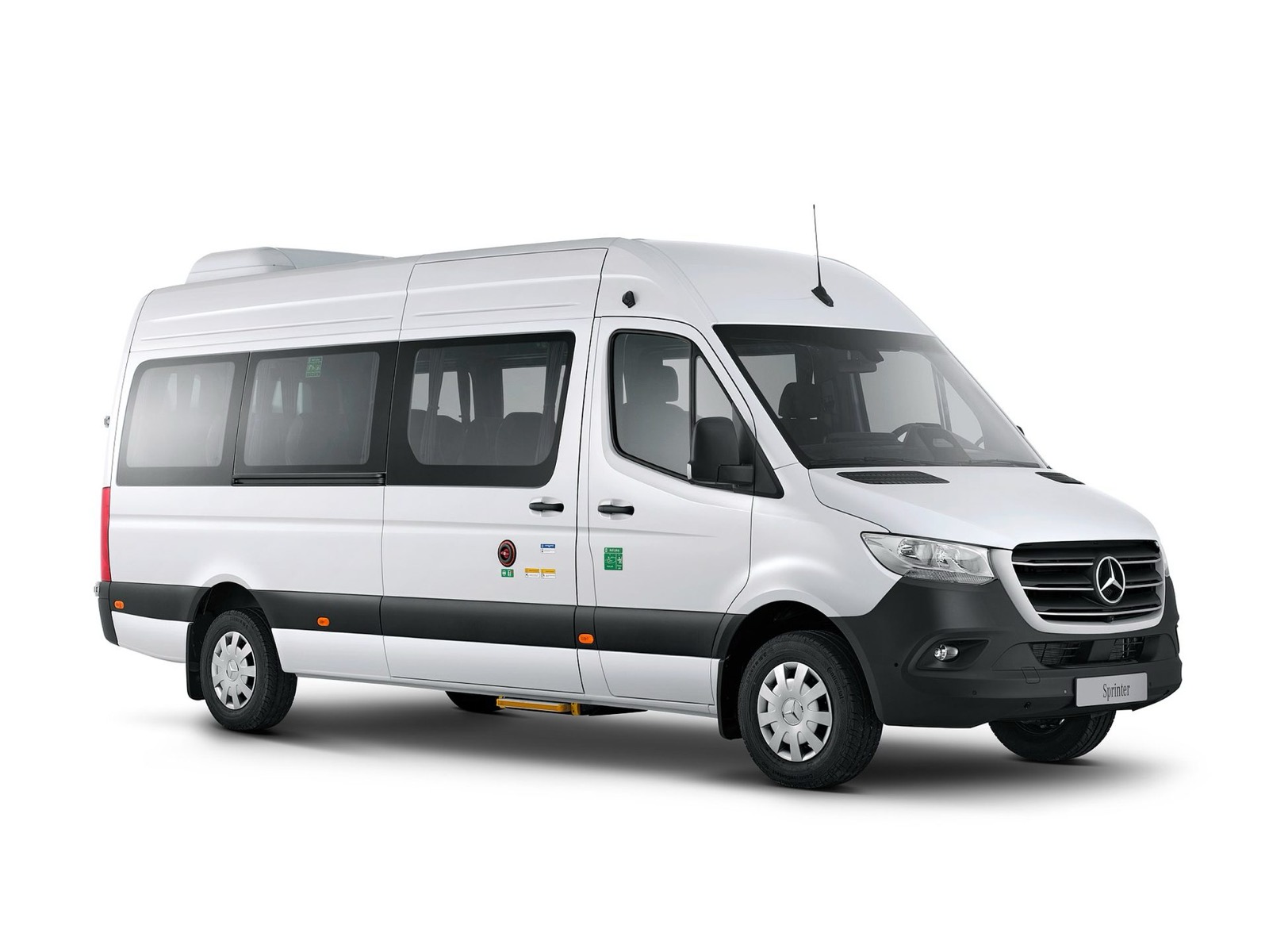 Mercedes-Benz Sprinter — Sefa Yamak commercial & fashion photographer